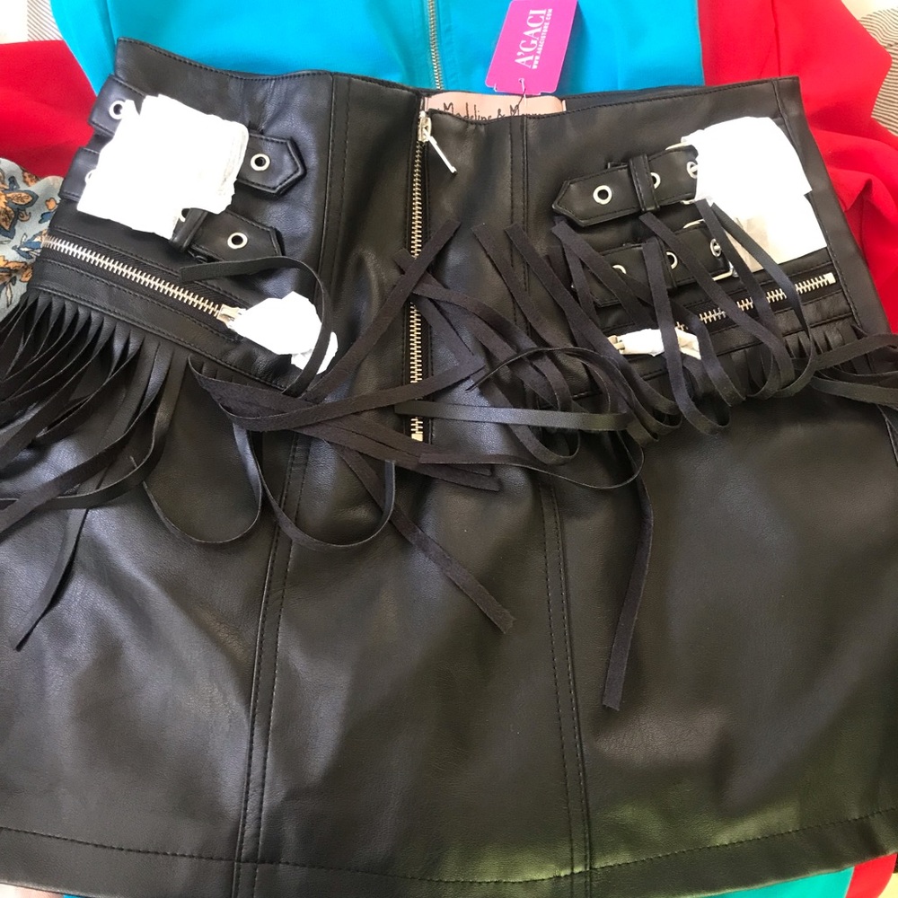 Black skirt